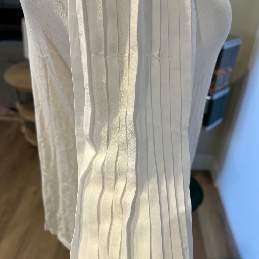 TALBOTS Women's Pleated Sleeve Crewneck Top Size S In White - Picture 7 of 13
